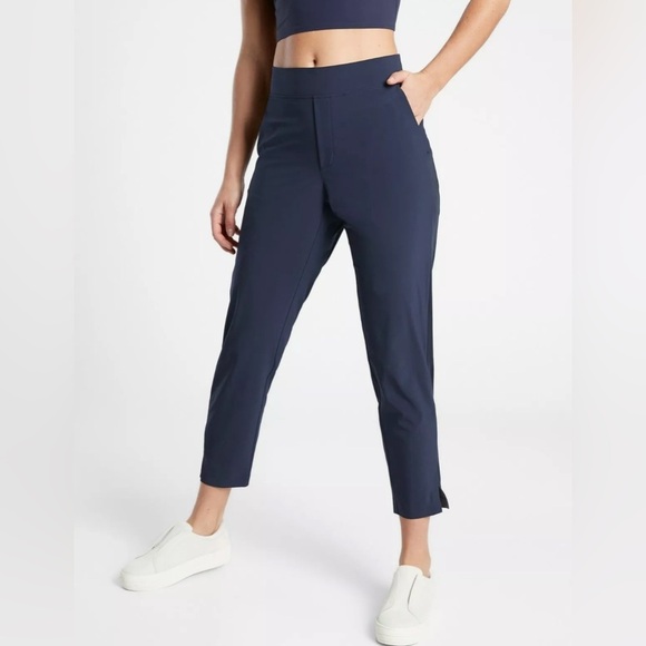 Athleta Pants - Athleta Brooklyn ankle pants navy blue sz 0